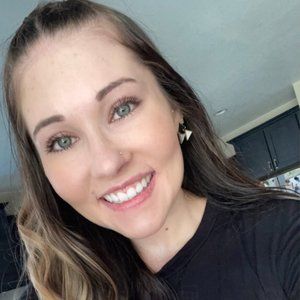 Meet your Posher, Mickenzee